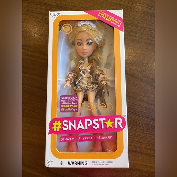 Brand New Aspen SNAPSTAR beautiful doll - Picture 2 of 12